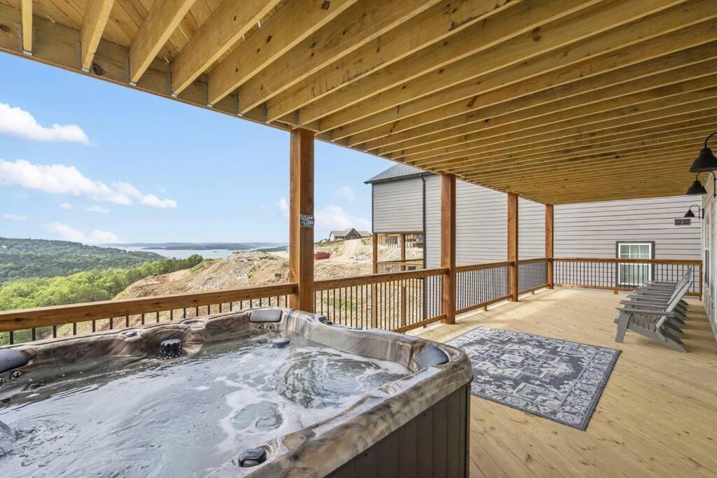 Holiday home The Fish-amazing Views-sleeps 24-indoor-outdoor Pools *
