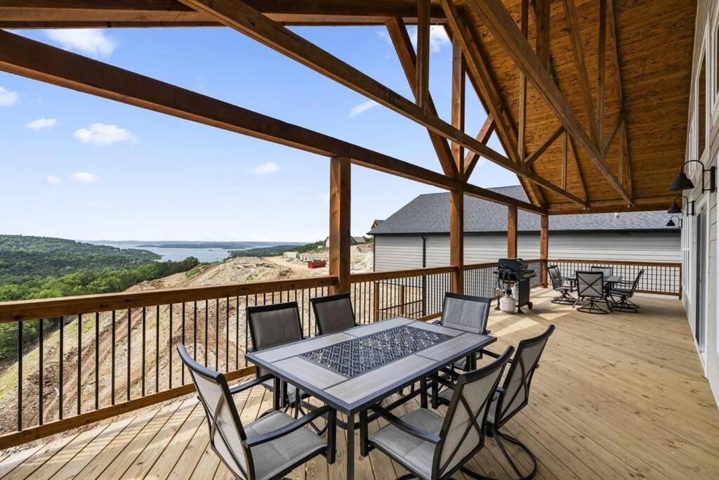 Holiday home The Fish-amazing Views-sleeps 24-indoor-outdoor Pools *